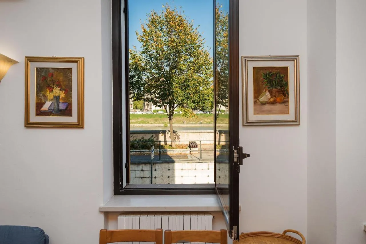 Flats4Rent Regaste Apartment Verona